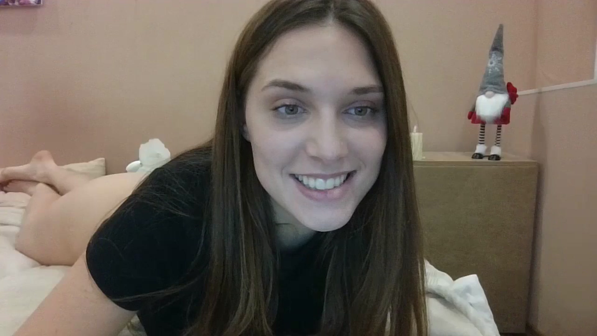 Gallery image thumbnail from HaleyReed's myfreecams stream on, 12/23/2024, 16:16 image 8 of 20
