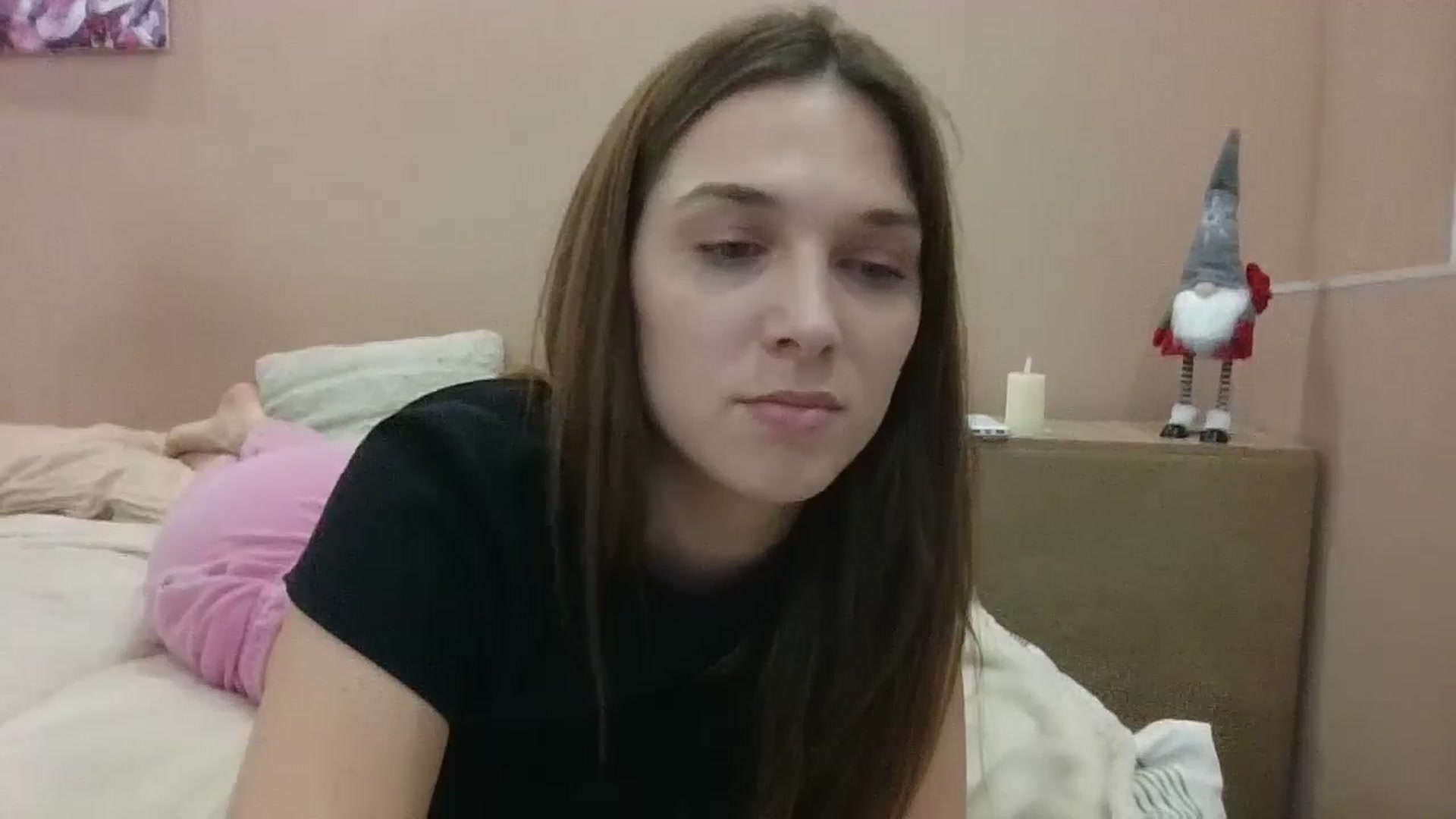 Gallery image thumbnail from HaleyReed's myfreecams stream on, 12/23/2024, 17:03 image 8 of 20