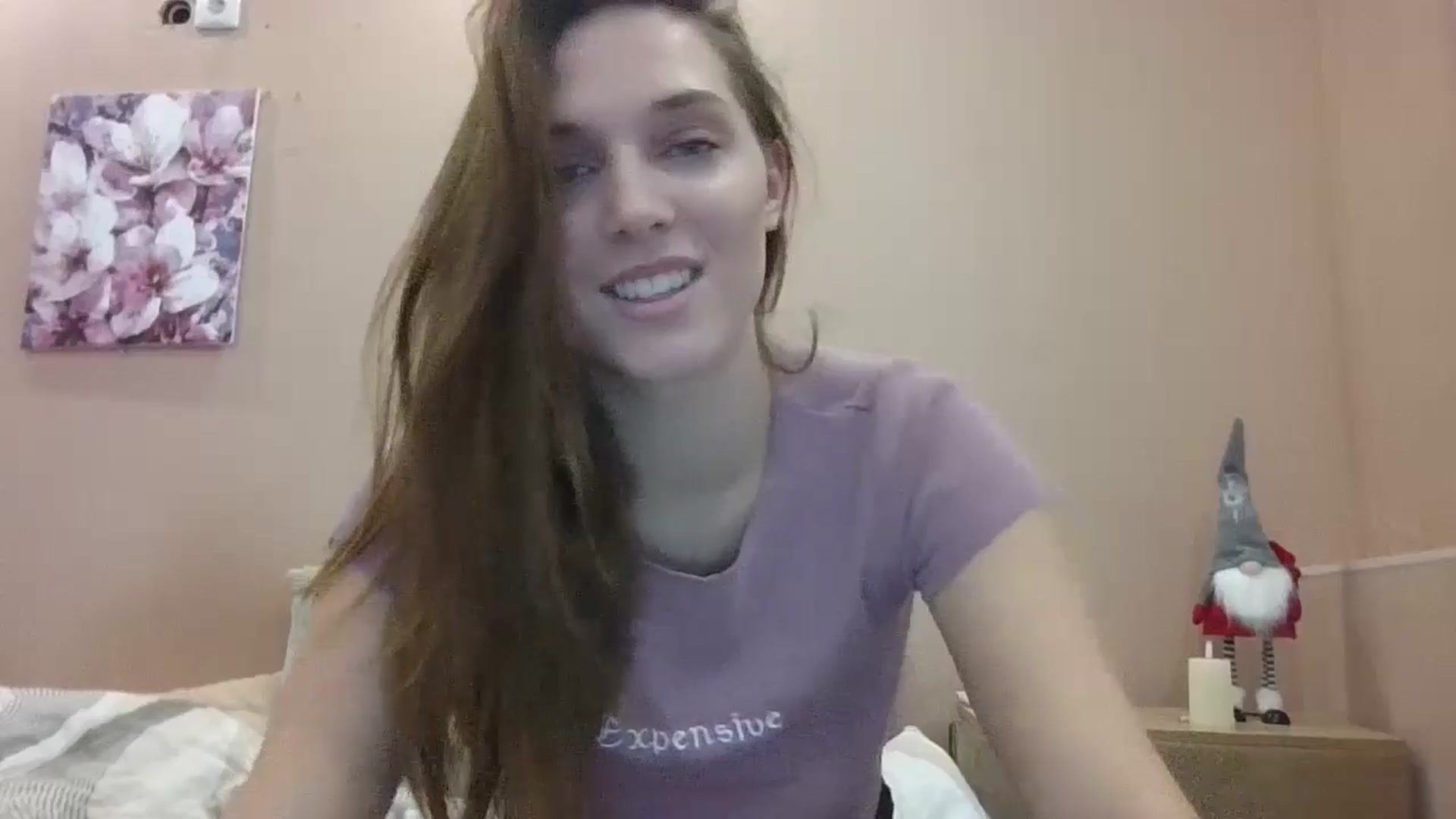 Gallery image thumbnail from HaleyReed's myfreecams stream on, 12/24/2024, 11:48 image 14 of 20