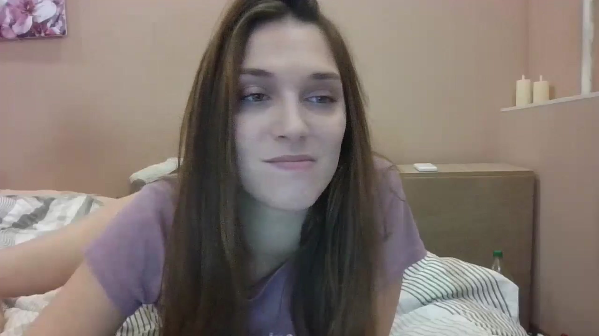 Gallery image thumbnail from HaleyReed's myfreecams stream on, 12/25/2024, 13:39 image 4 of 20