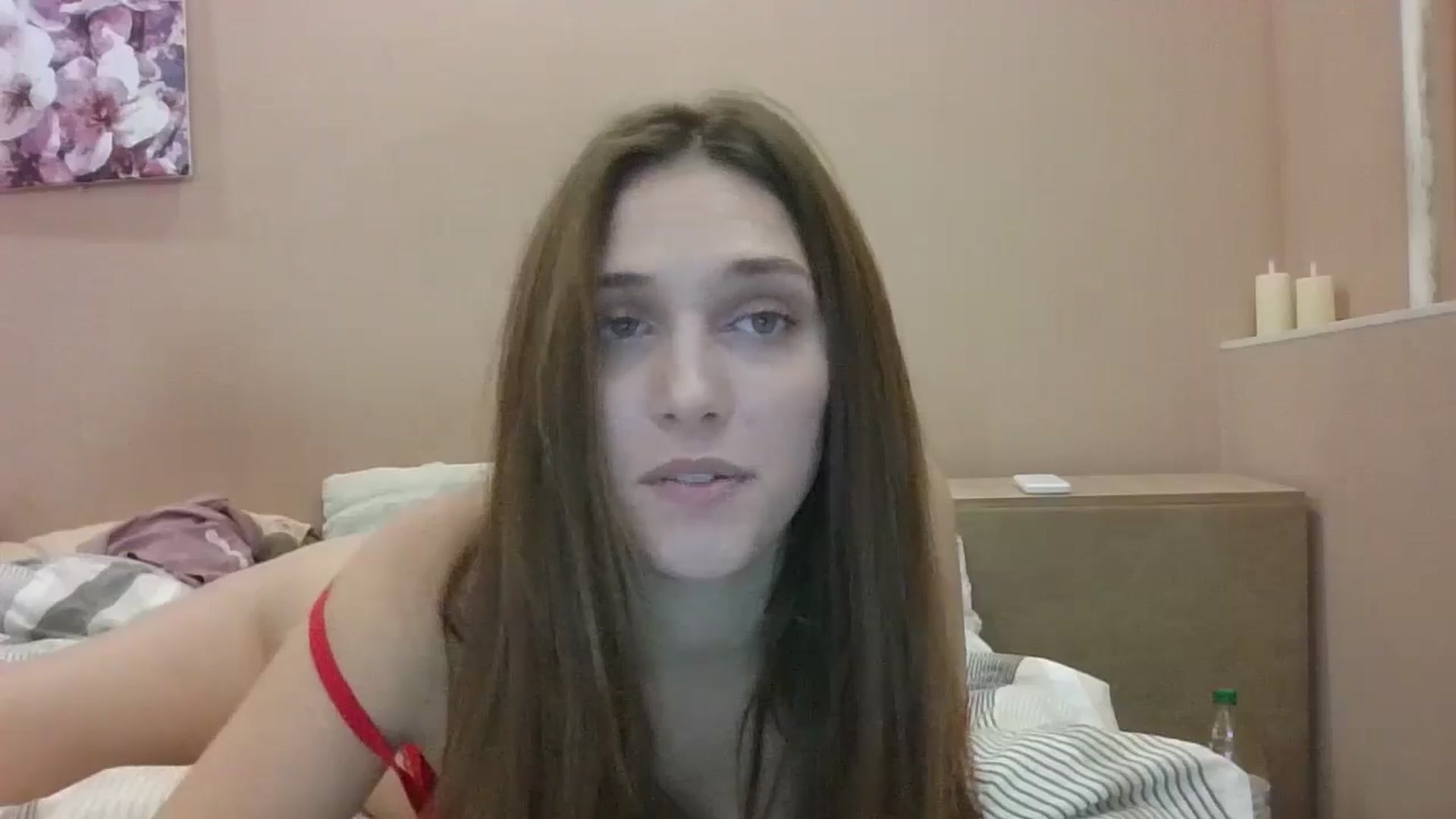 Gallery image thumbnail from HaleyReed's myfreecams stream on, 12/25/2024, 13:39 image 16 of 20