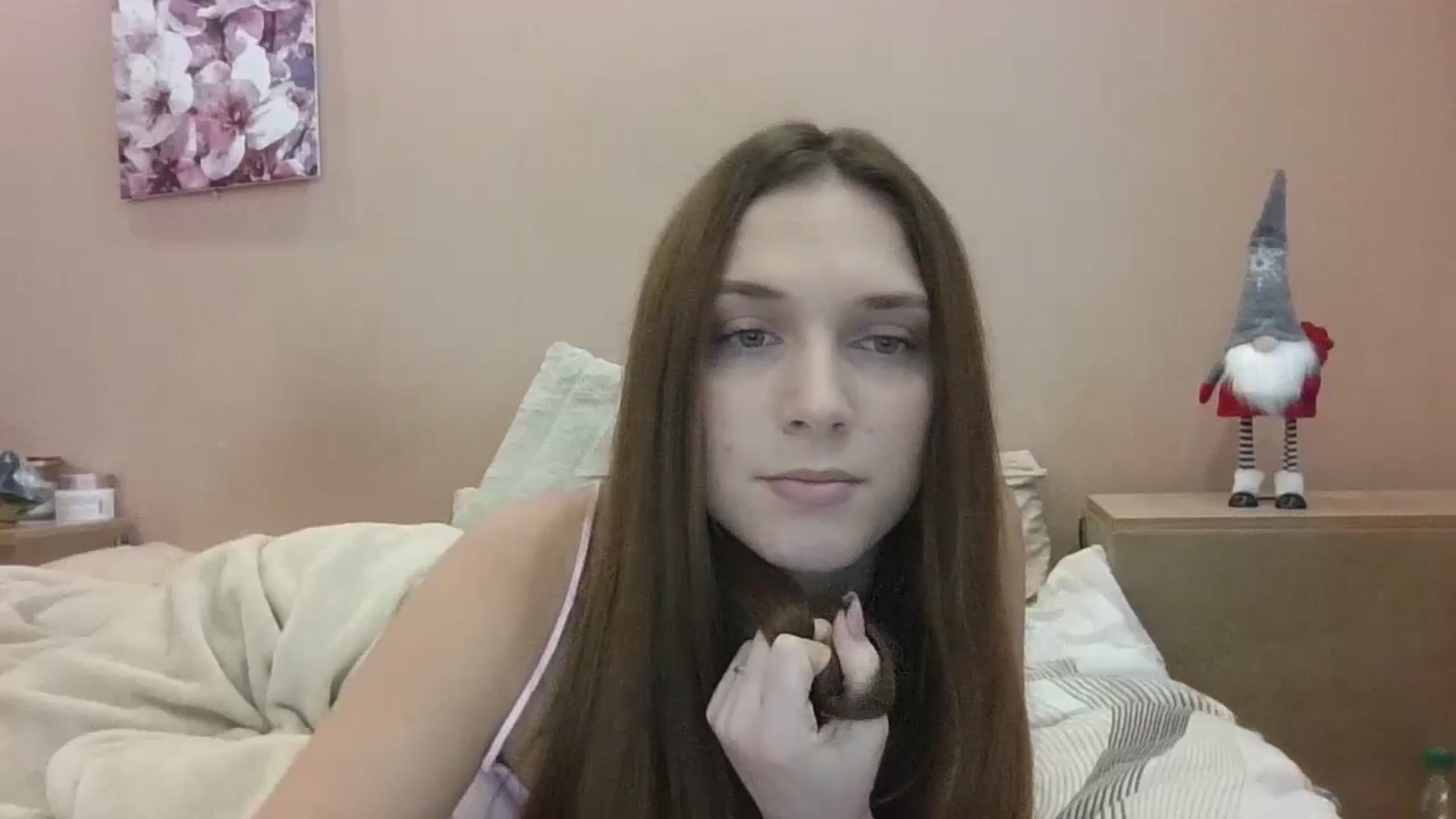 Gallery image thumbnail from HaleyReed's myfreecams stream on, 12/26/2024, 12:40 image 18 of 20