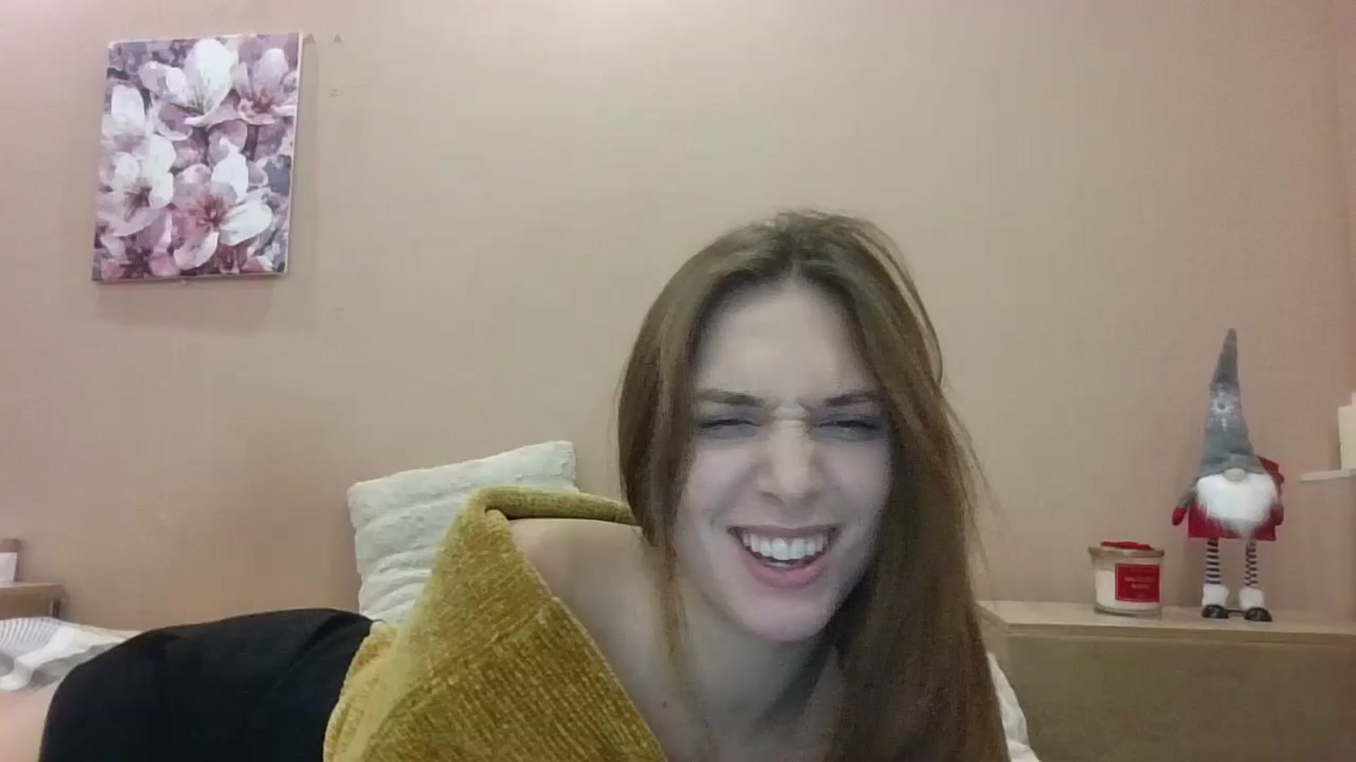 Gallery image thumbnail from HaleyReed's myfreecams stream on, 12/29/2024, 15:03 image 18 of 20