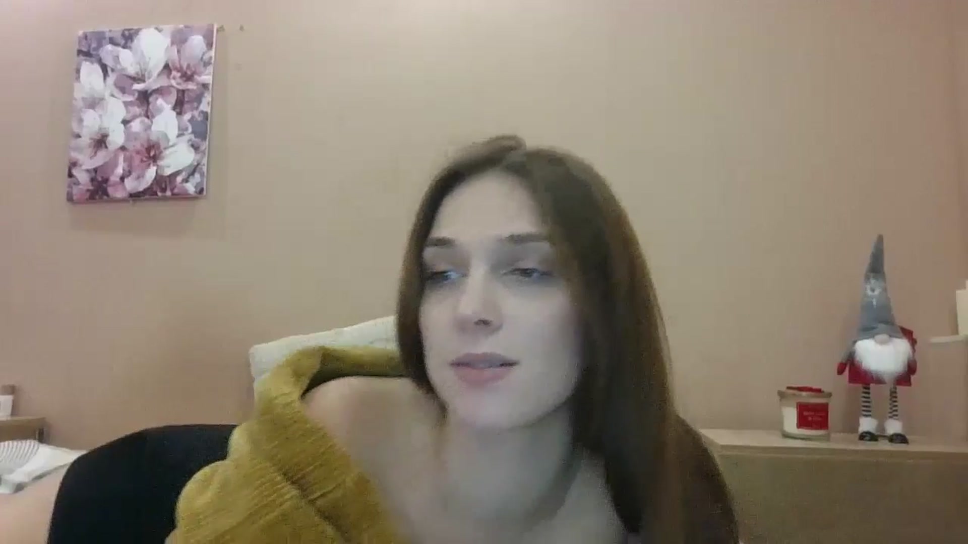 Gallery image thumbnail from HaleyReed's myfreecams stream on, 12/29/2024, 15:03 image 13 of 20