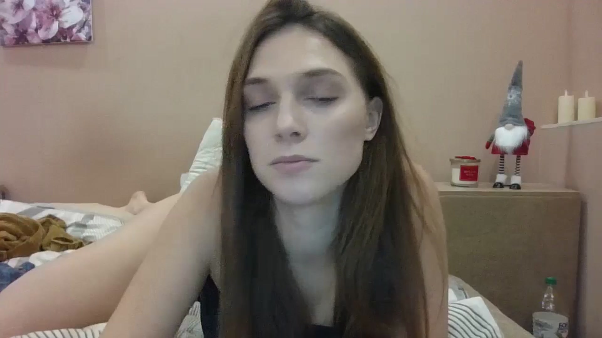 Gallery image thumbnail from HaleyReed's myfreecams stream on, 12/29/2024, 15:45 image 2 of 20
