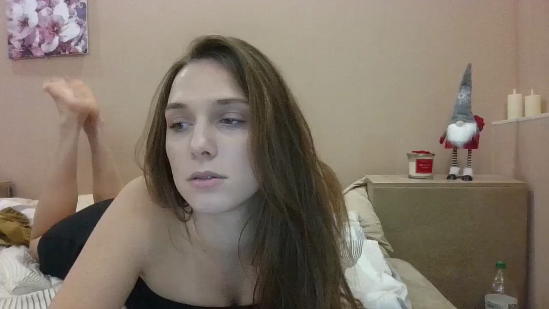 Gallery image thumbnail from HaleyReed's myfreecams stream on, 12/29/2024, 16:44 image 14 of 20