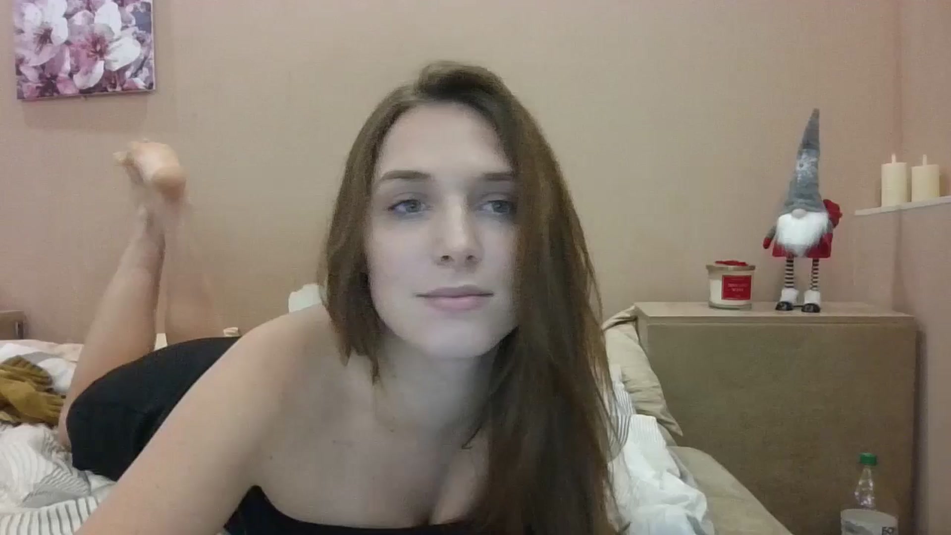Gallery image thumbnail from HaleyReed's myfreecams stream on, 12/29/2024, 16:44 image 15 of 20