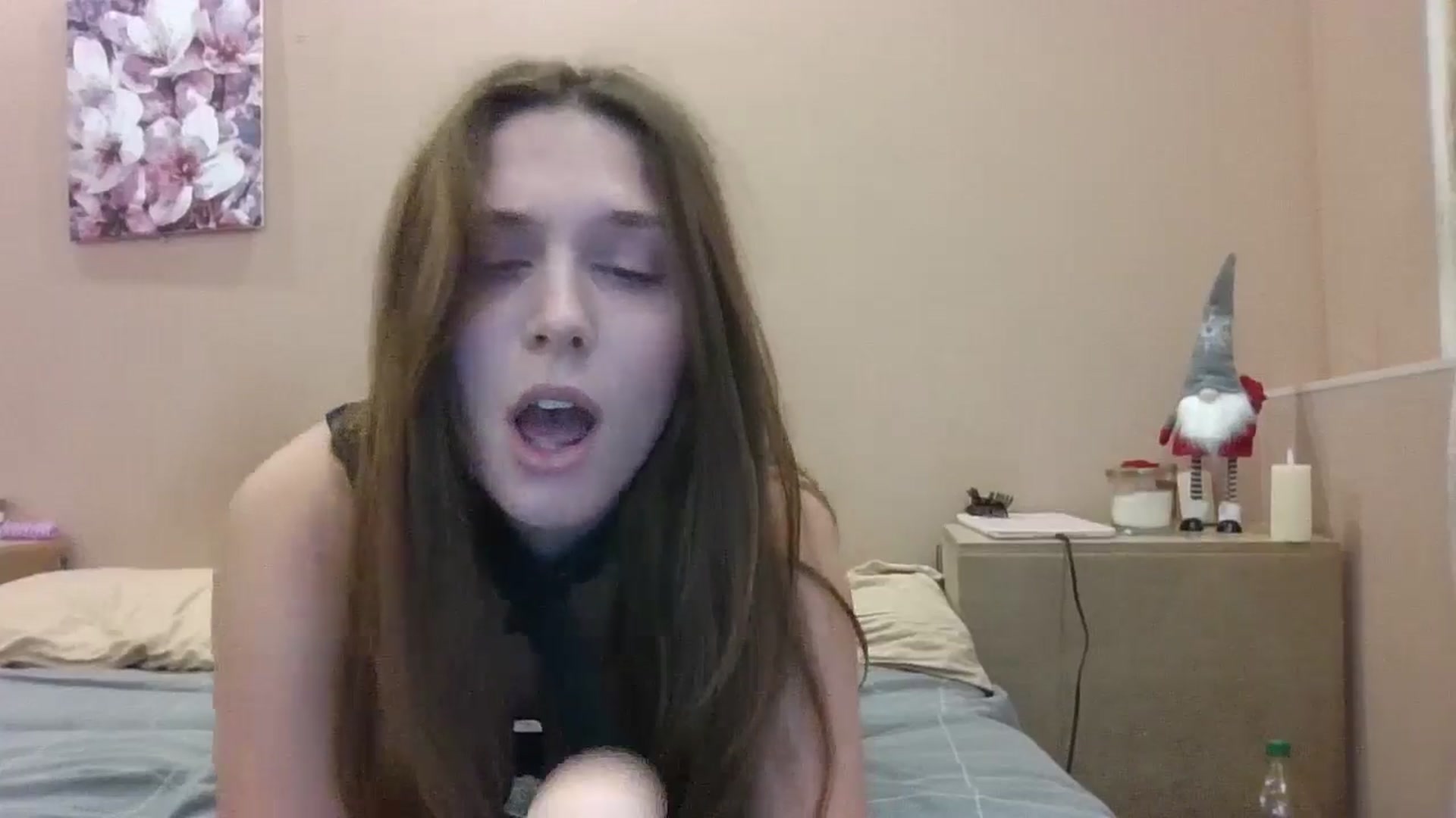 Gallery image thumbnail from HaleyReed's myfreecams stream on, 12/30/2024, 14:33 image 17 of 20