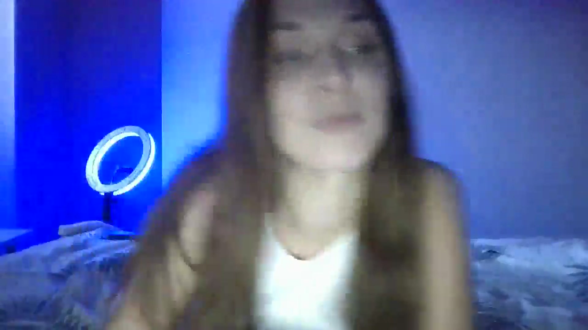 Gallery image thumbnail from HaleyReed's myfreecams stream on, 01/02/2025, 14:22 image 2 of 20