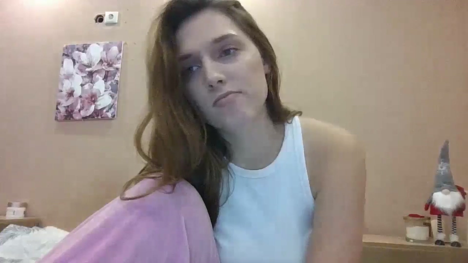 Gallery image thumbnail from HaleyReed's myfreecams stream on, 01/02/2025, 14:22 image 10 of 20