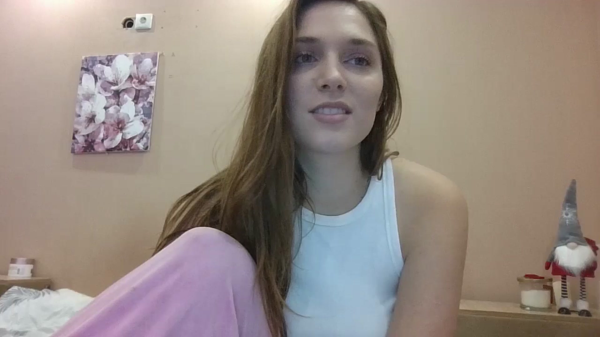 Gallery image thumbnail from HaleyReed's myfreecams stream on, 01/02/2025, 14:22 image 11 of 20