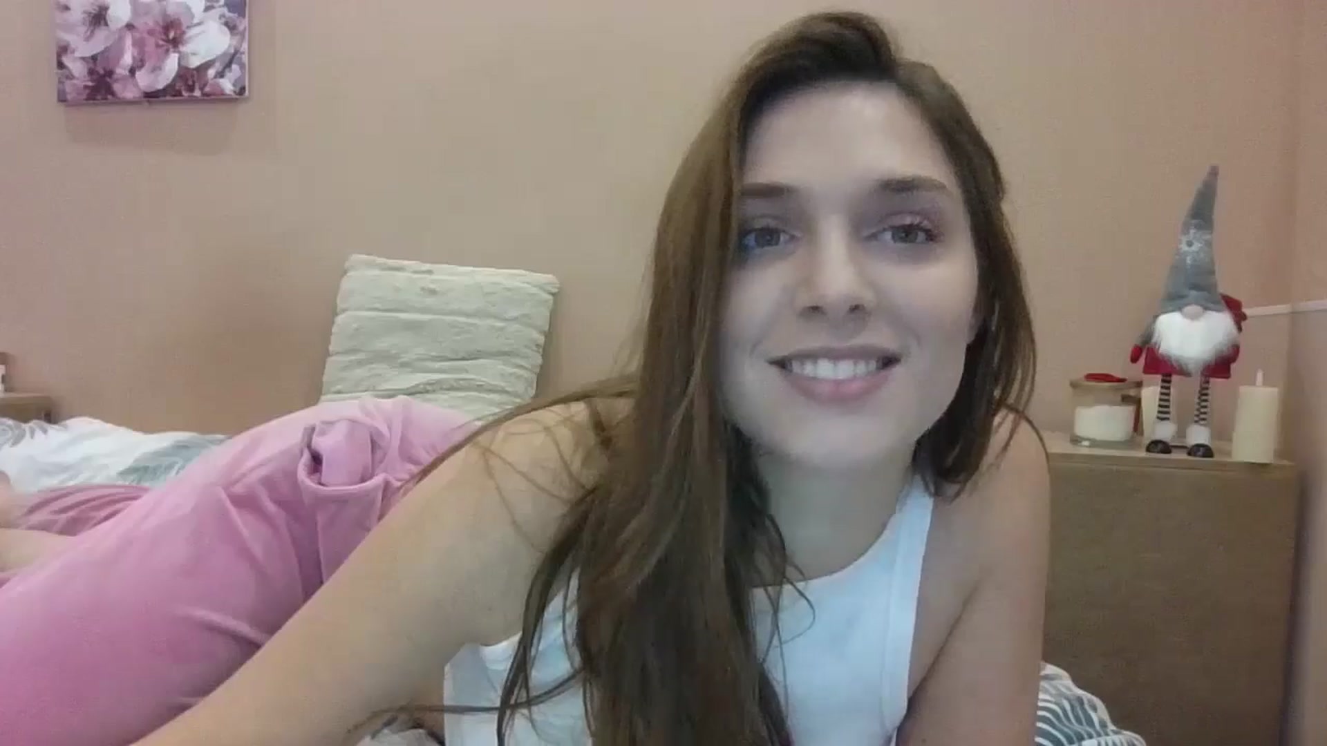 Gallery image thumbnail from HaleyReed's myfreecams stream on, 01/02/2025, 14:22 image 13 of 20