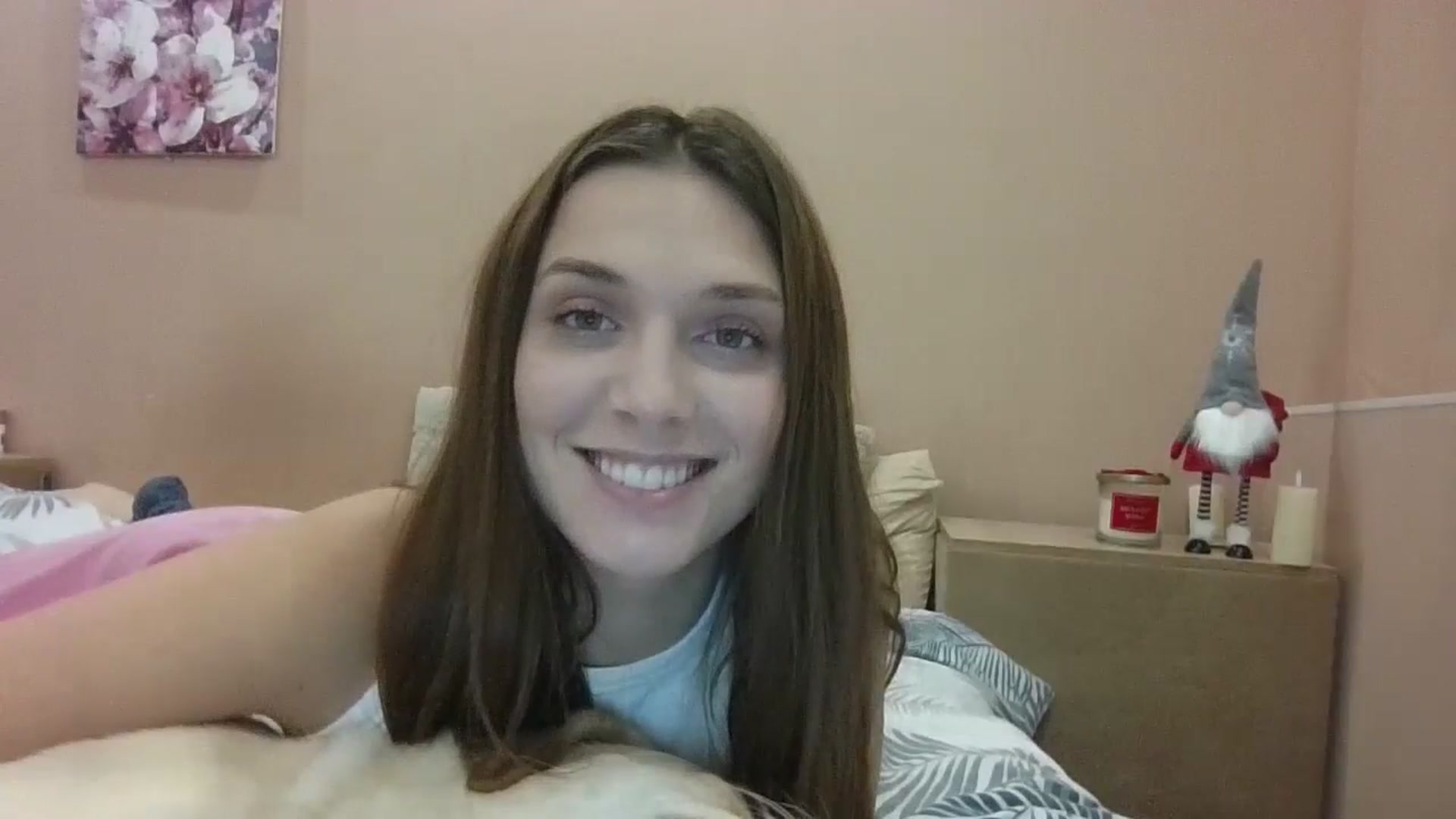 Gallery image thumbnail from HaleyReed's myfreecams stream on, 01/02/2025, 16:13 image 14 of 20