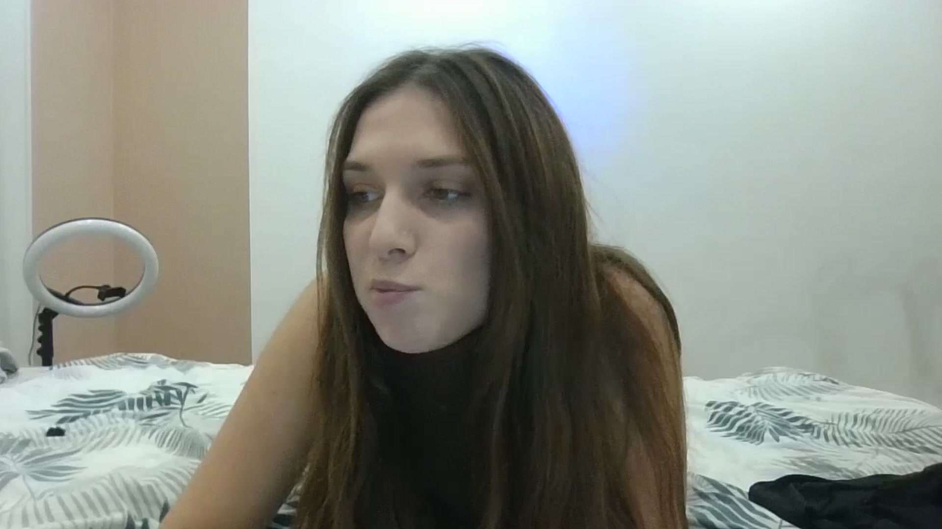 Gallery image thumbnail from HaleyReed's myfreecams stream on, 01/03/2025, 14:02 image 18 of 20
