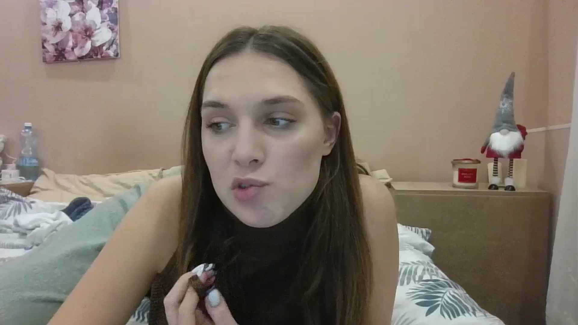 Gallery image thumbnail from HaleyReed's myfreecams stream on, 01/03/2025, 15:16 image 16 of 20