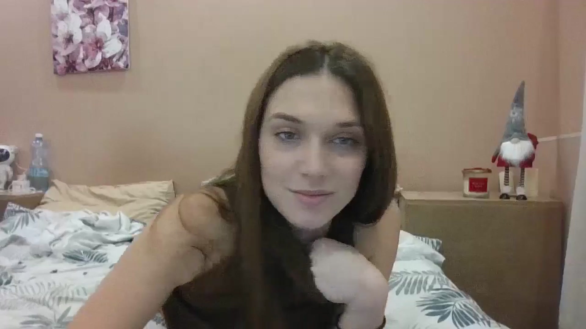 Gallery image thumbnail from HaleyReed's myfreecams stream on, 01/03/2025, 16:16 image 6 of 20