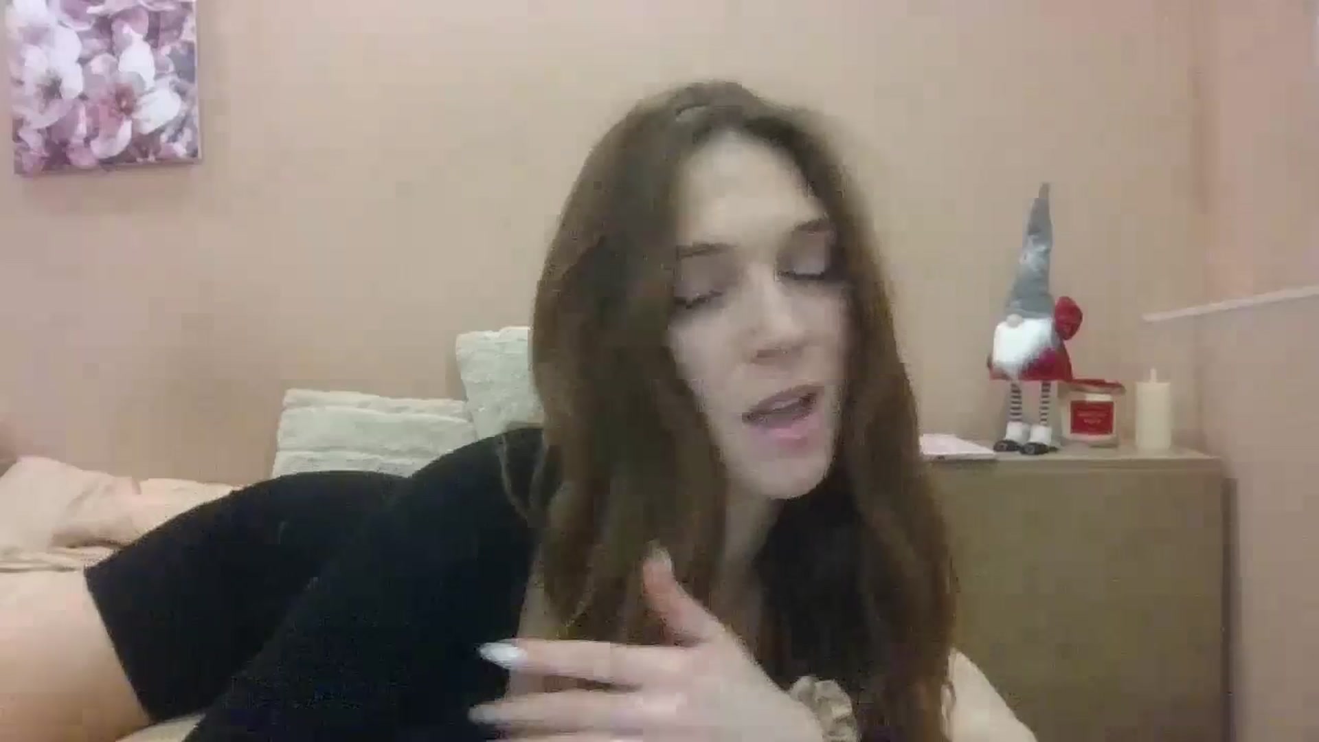 Gallery image thumbnail from HaleyReed's myfreecams stream on, 01/08/2025, 13:56 image 3 of 20