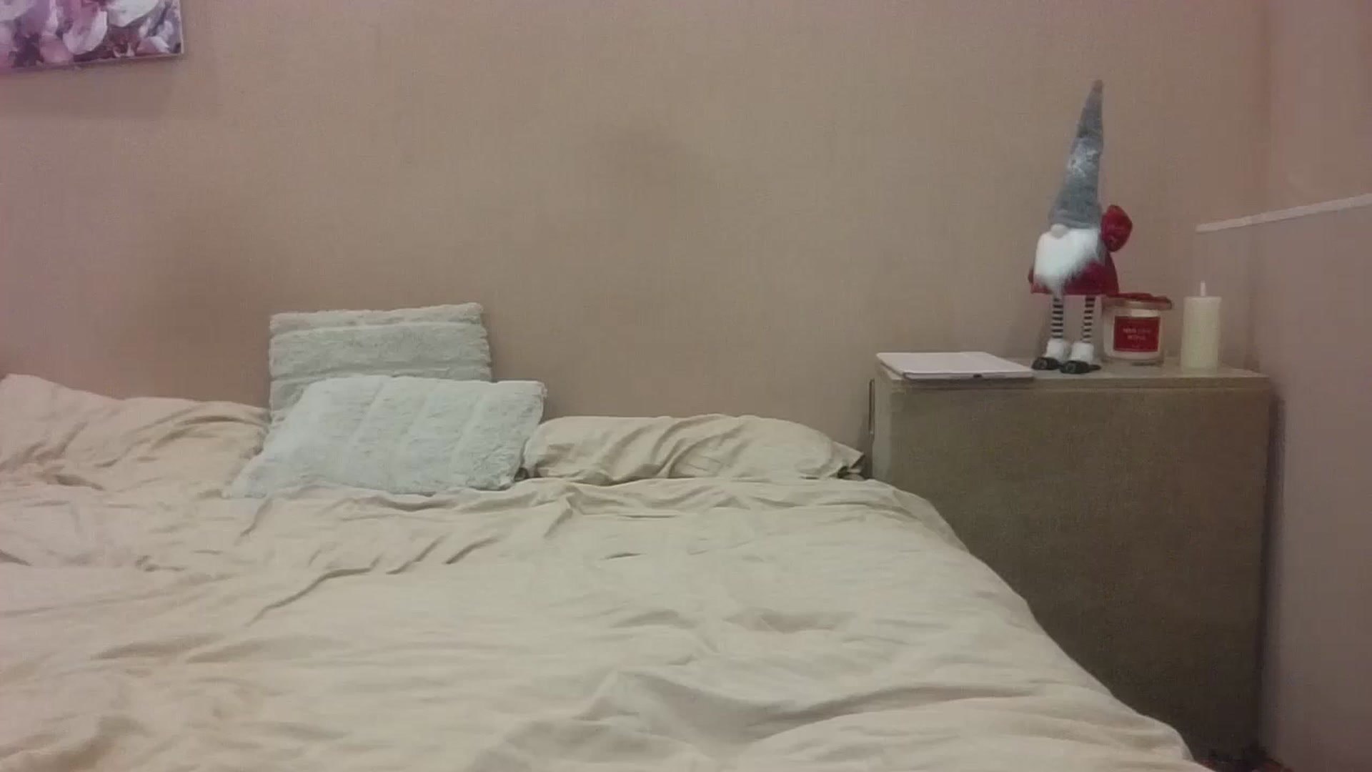 Gallery image thumbnail from HaleyReed's myfreecams stream on, 01/08/2025, 14:34 image 18 of 20