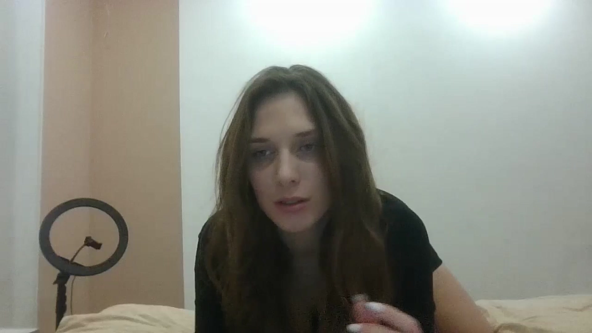 Gallery image thumbnail from HaleyReed's myfreecams stream on, 01/08/2025, 16:19 image 15 of 20