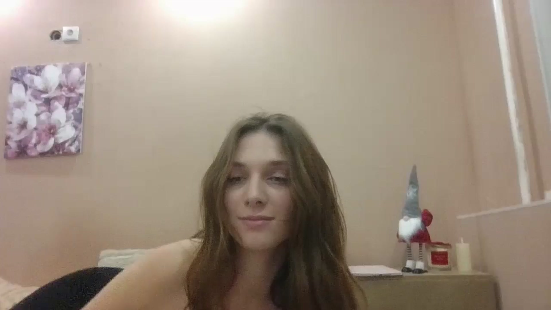 Gallery image thumbnail from HaleyReed's myfreecams stream on, 01/08/2025, 16:19 image 19 of 20