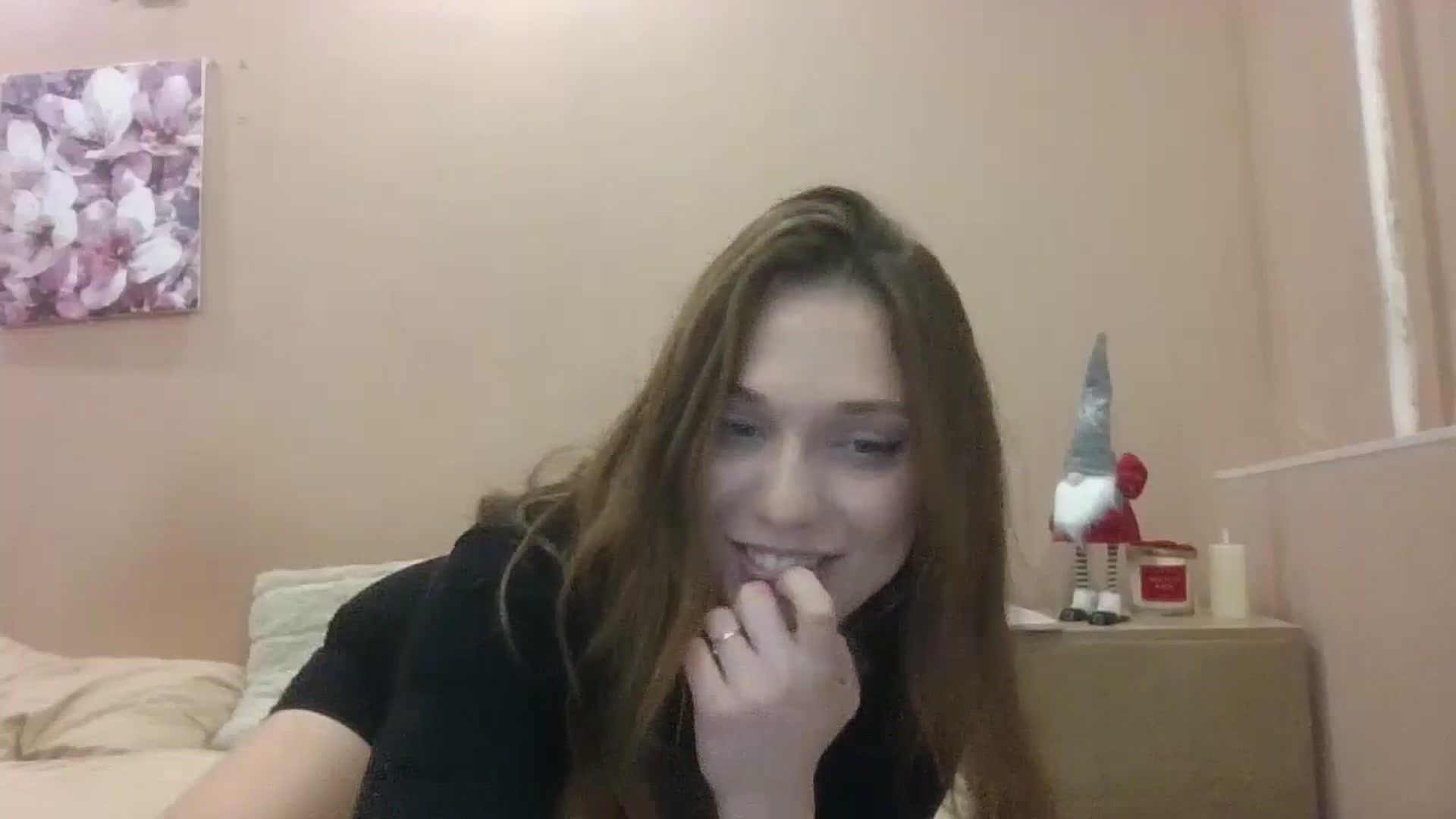 Gallery image thumbnail from HaleyReed's myfreecams stream on, 01/08/2025, 16:19 image 12 of 20