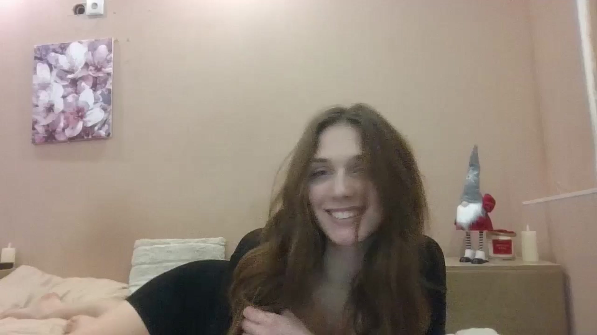 Gallery image thumbnail from HaleyReed's myfreecams stream on, 01/08/2025, 16:47 image 17 of 20