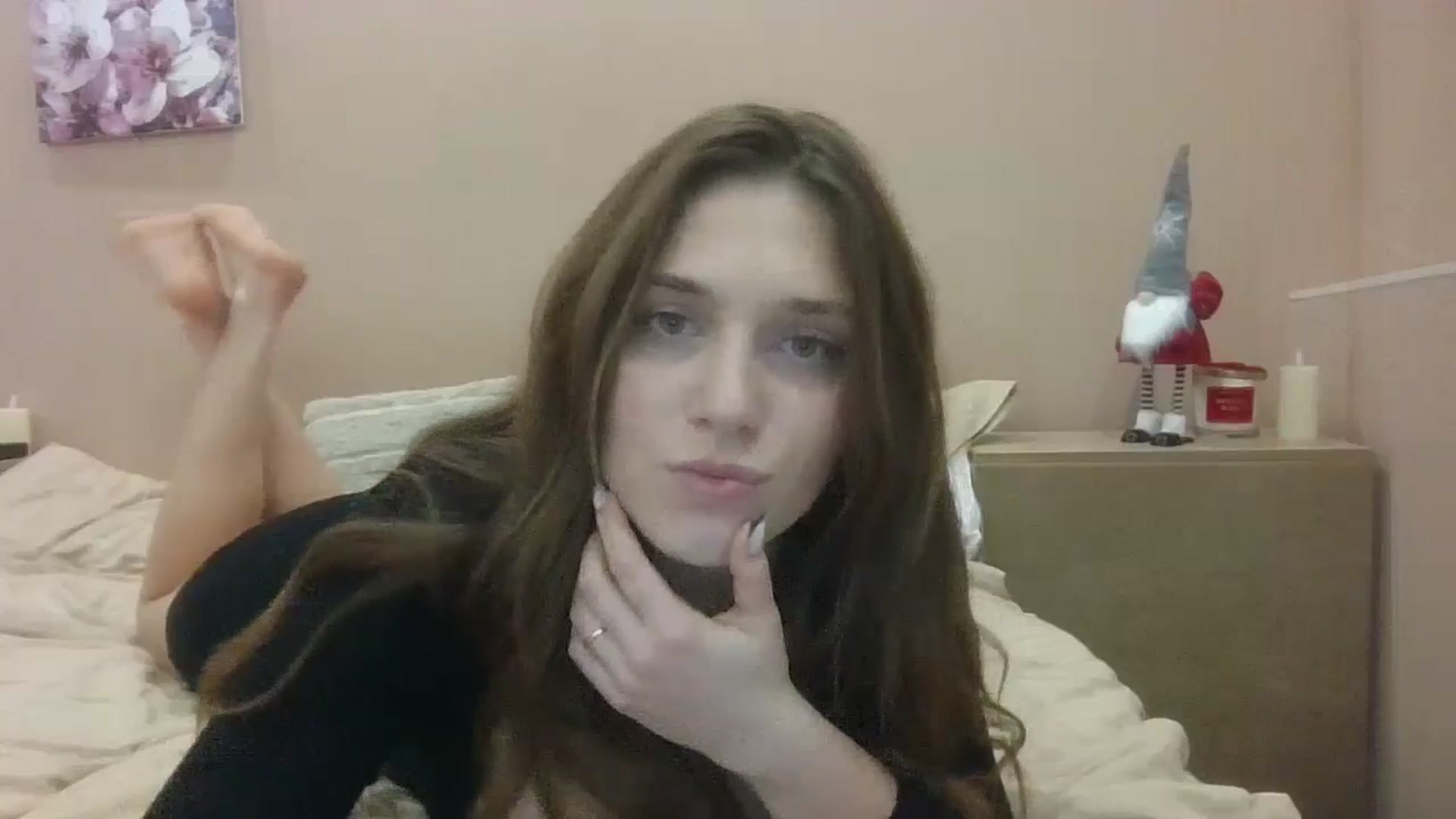 Gallery image thumbnail from HaleyReed's myfreecams stream on, 01/08/2025, 18:03 image 12 of 20