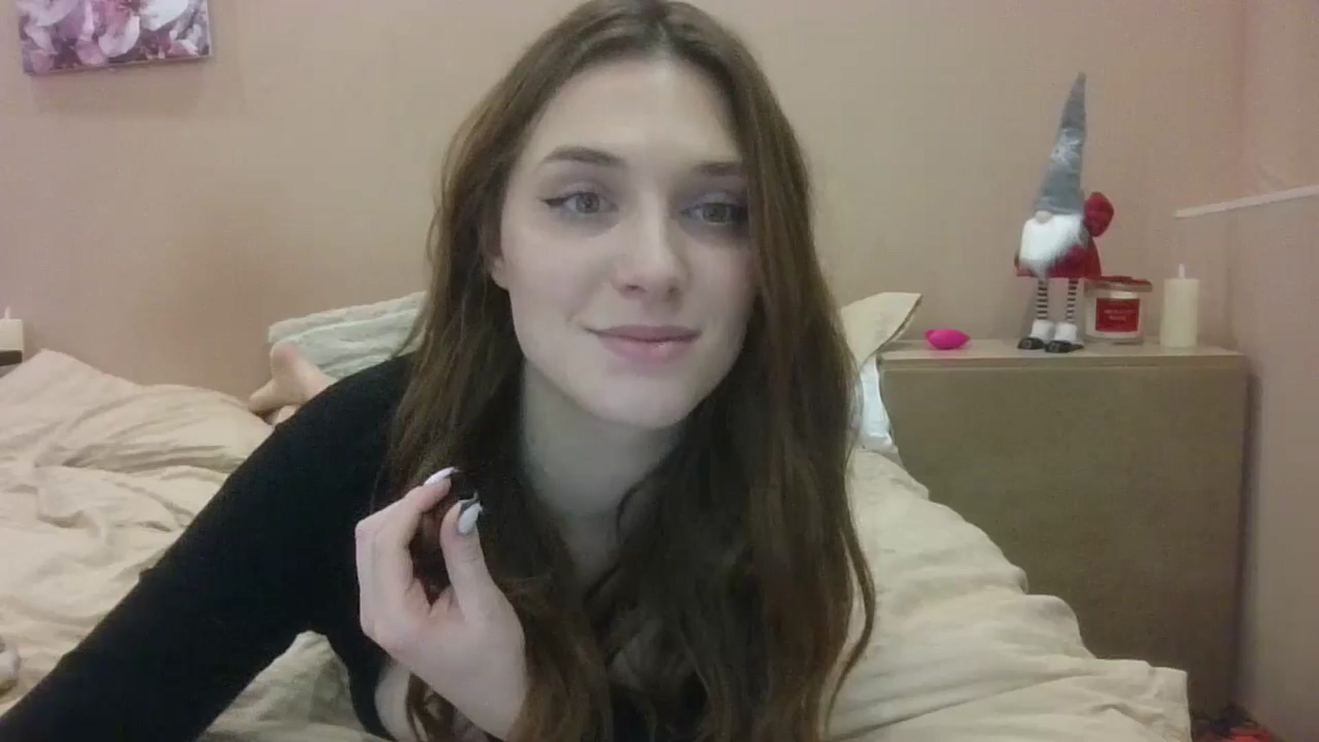 Gallery image thumbnail from HaleyReed's myfreecams stream on, 01/08/2025, 18:03 image 3 of 20