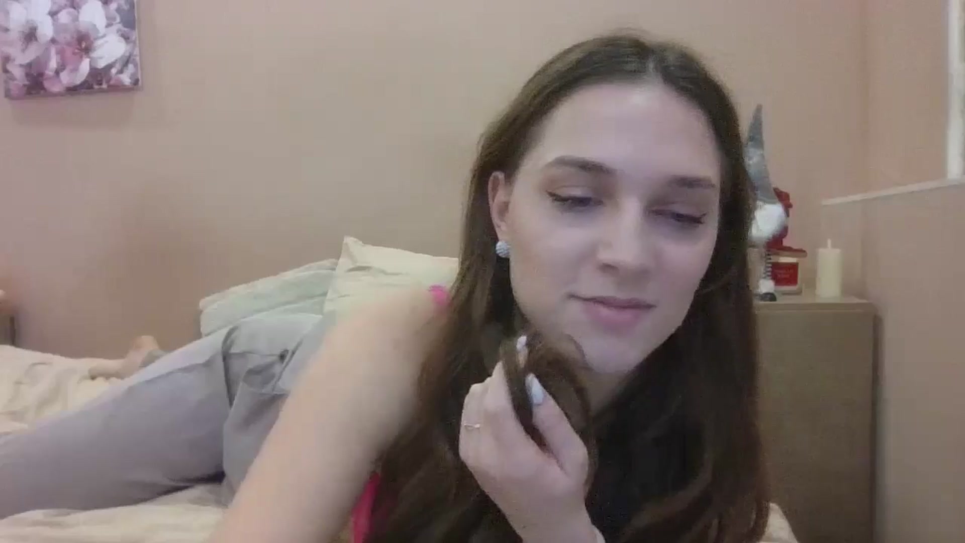 Gallery image thumbnail from HaleyReed's myfreecams stream on, 01/09/2025, 14:43 image 6 of 20