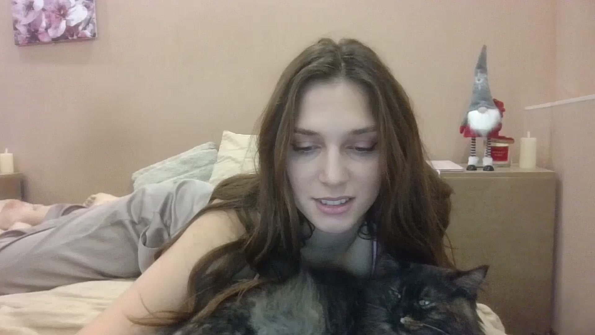 Gallery image thumbnail from HaleyReed's myfreecams stream on, 01/09/2025, 15:50 image 13 of 20
