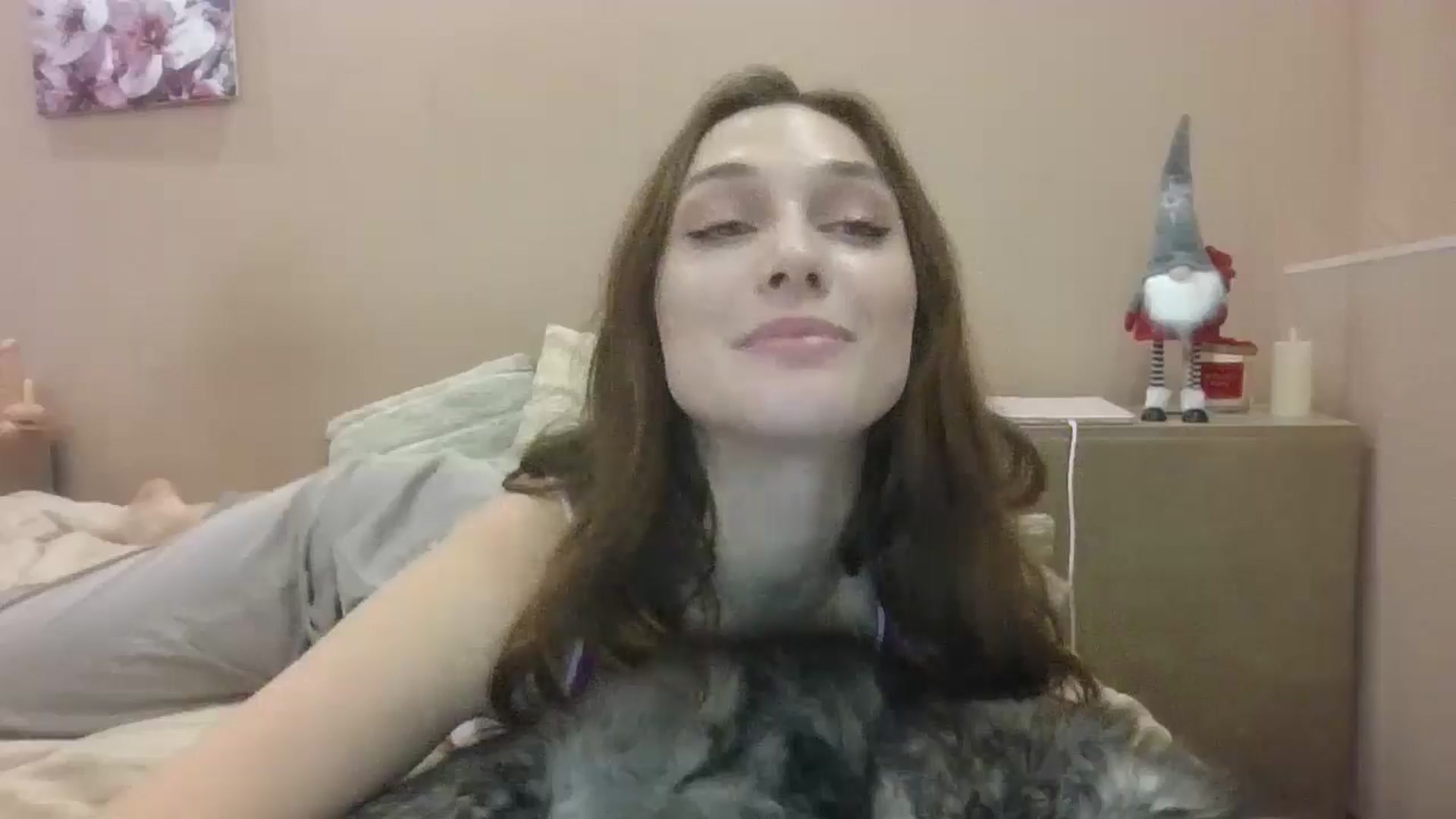 Gallery image thumbnail from HaleyReed's myfreecams stream on, 01/09/2025, 15:50 image 9 of 20