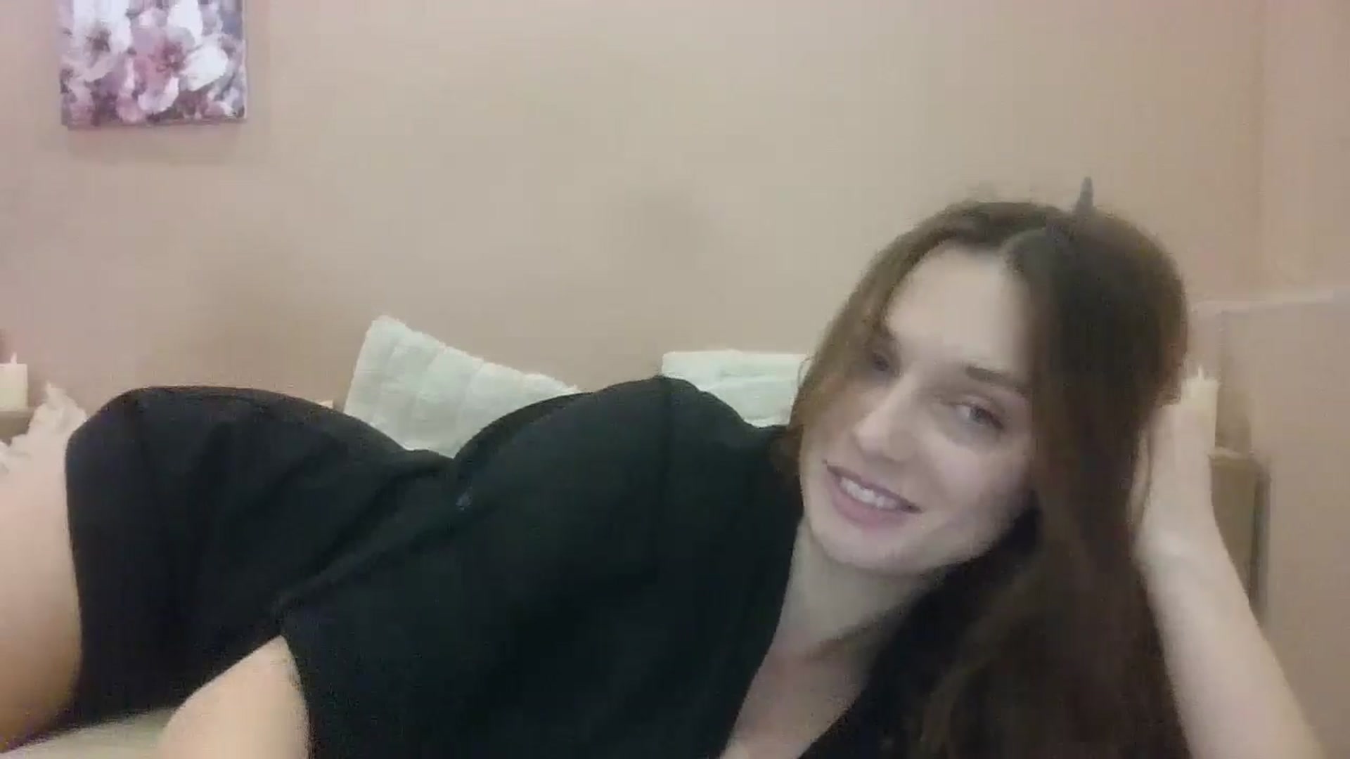 Gallery image thumbnail from HaleyReed's myfreecams stream on, 01/12/2025, 13:07 image 20 of 20