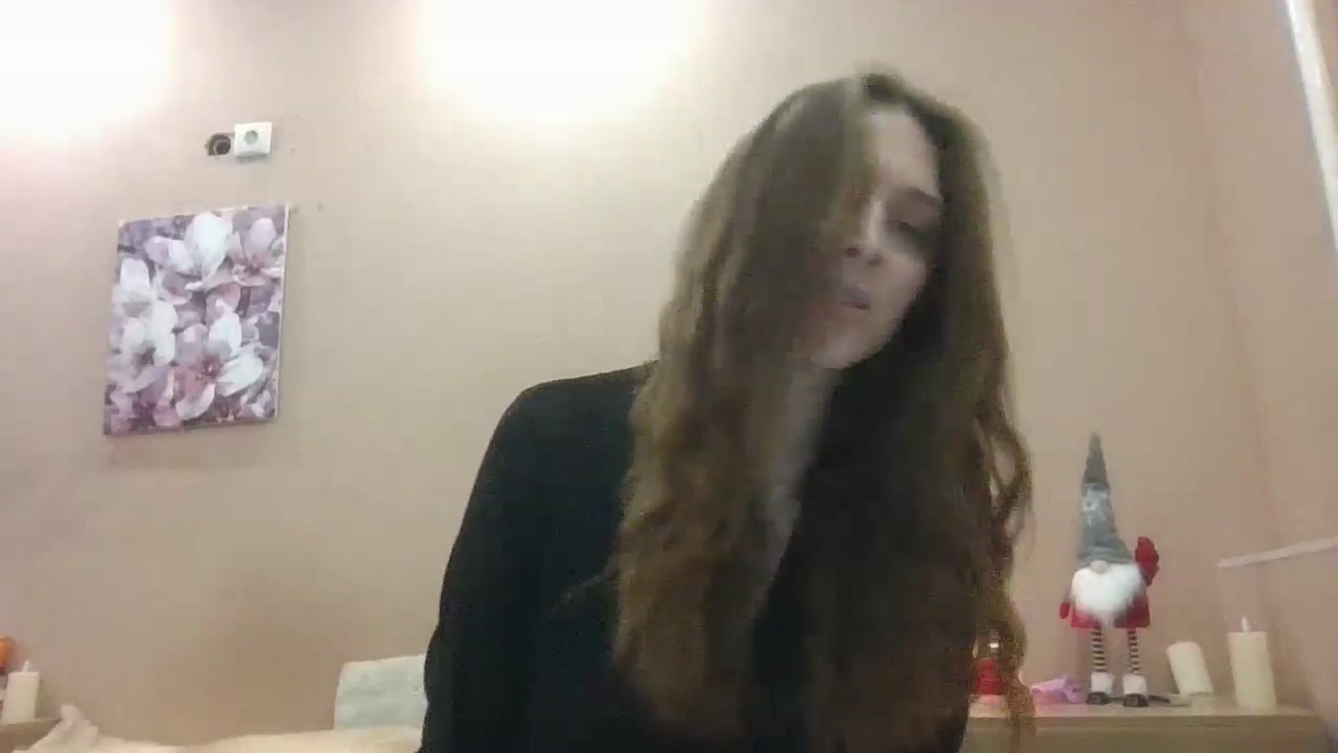 Gallery image thumbnail from HaleyReed's myfreecams stream on, 01/12/2025, 15:39 image 19 of 20