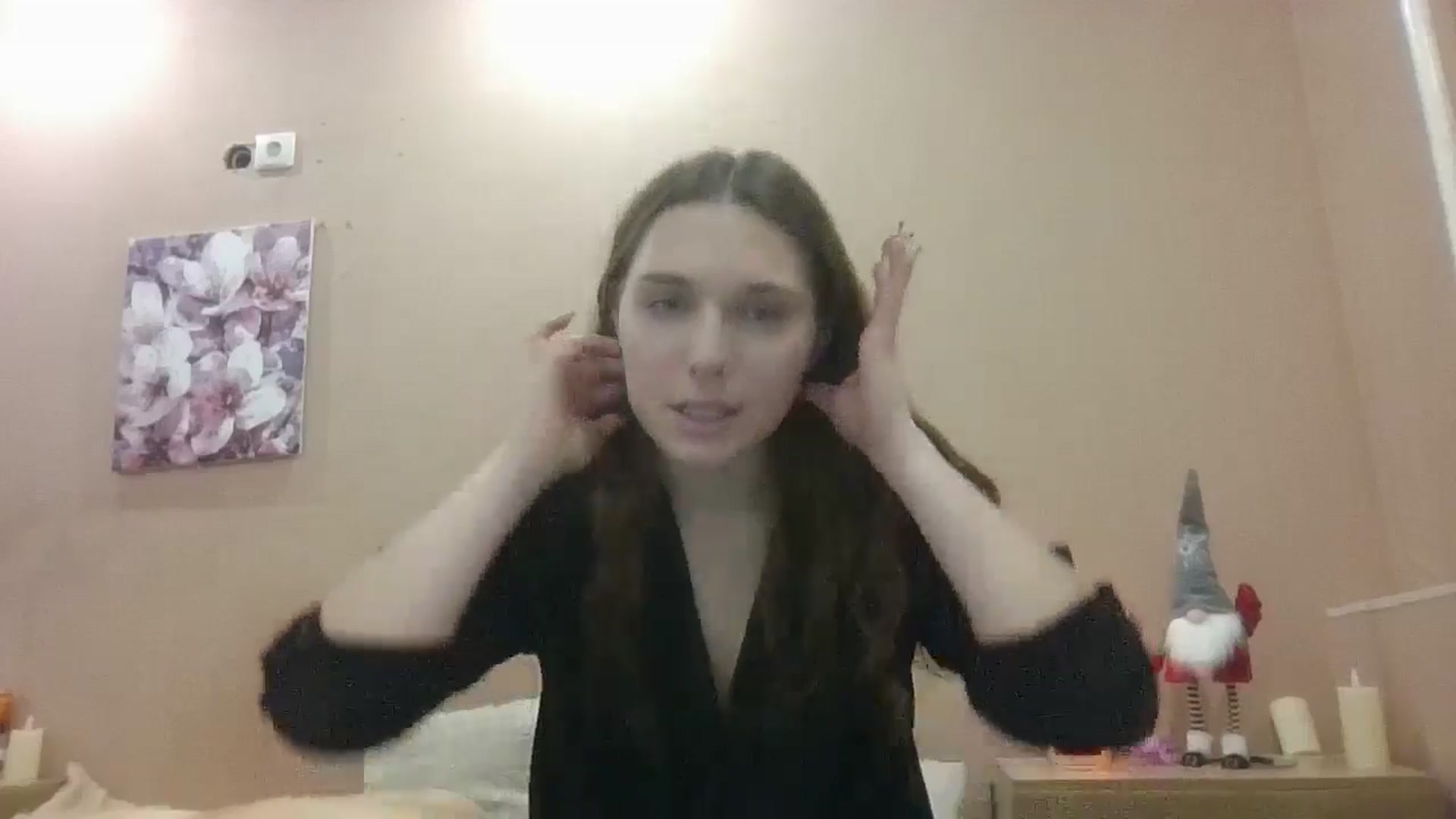 Gallery image thumbnail from HaleyReed's myfreecams stream on, 01/12/2025, 15:39 image 16 of 20