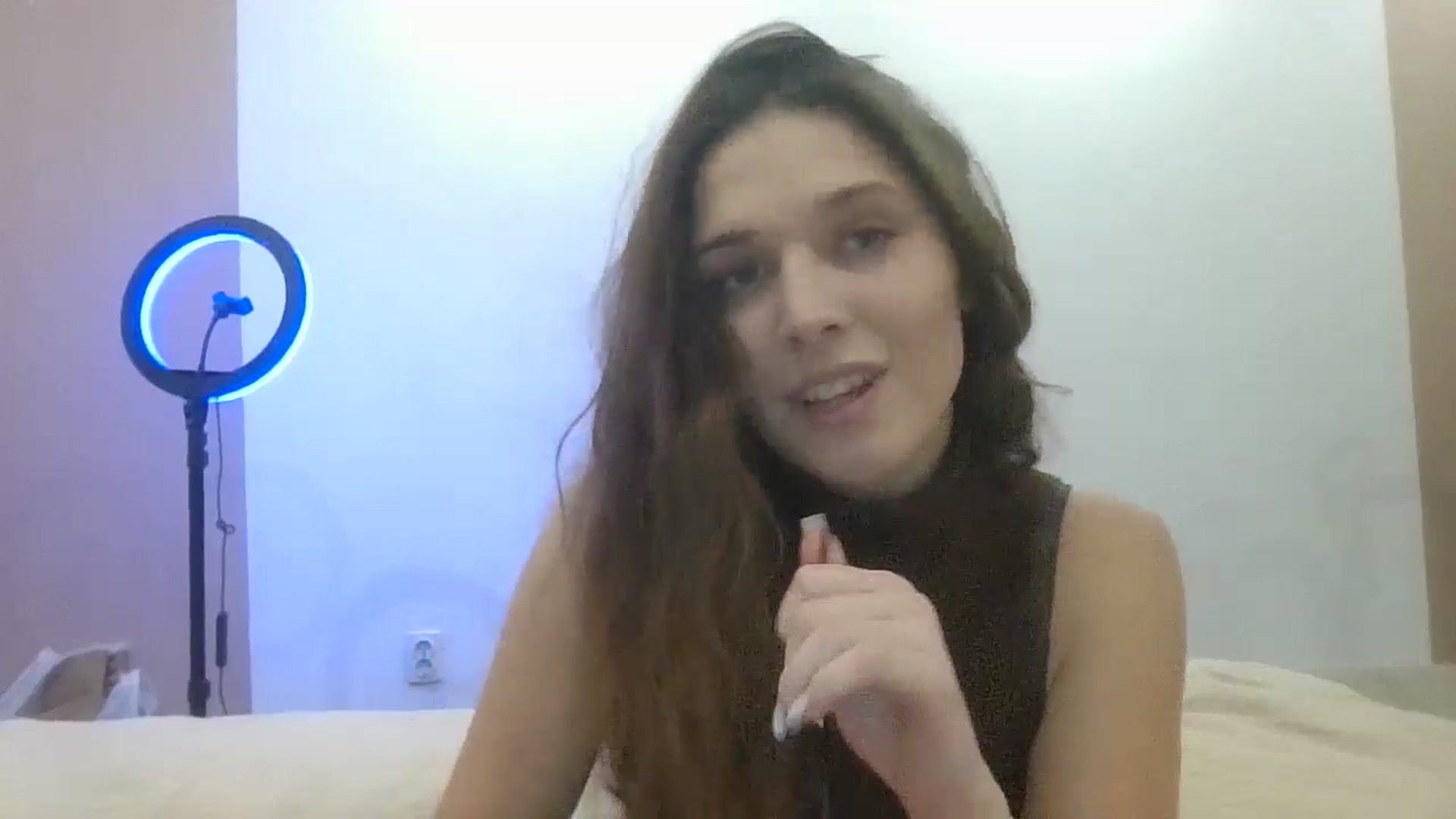 Gallery image thumbnail from HaleyReed's myfreecams stream on, 01/13/2025, 13:59 image 11 of 20