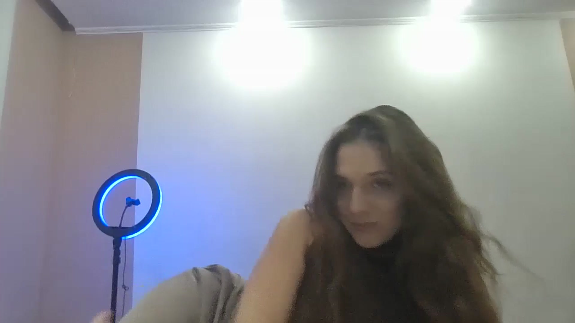 Gallery image thumbnail from HaleyReed's myfreecams stream on, 01/13/2025, 13:59 image 16 of 20
