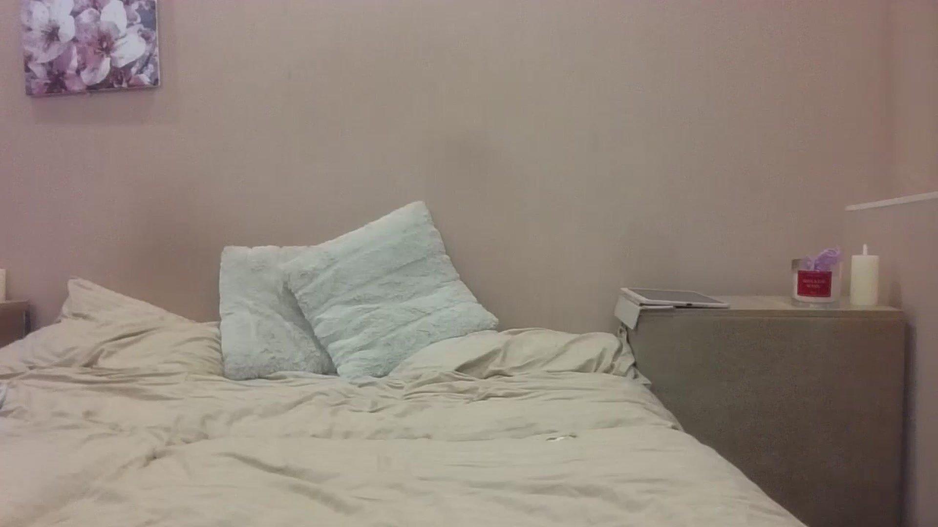 Gallery image thumbnail from HaleyReed's myfreecams stream on, 01/13/2025, 15:29 image 6 of 20