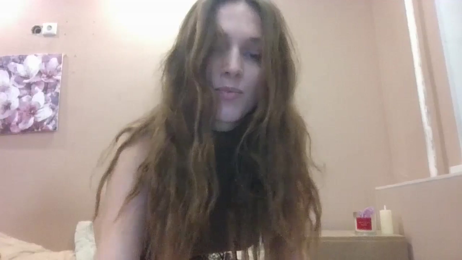Gallery image thumbnail from HaleyReed's myfreecams stream on, 01/13/2025, 16:31 image 3 of 20