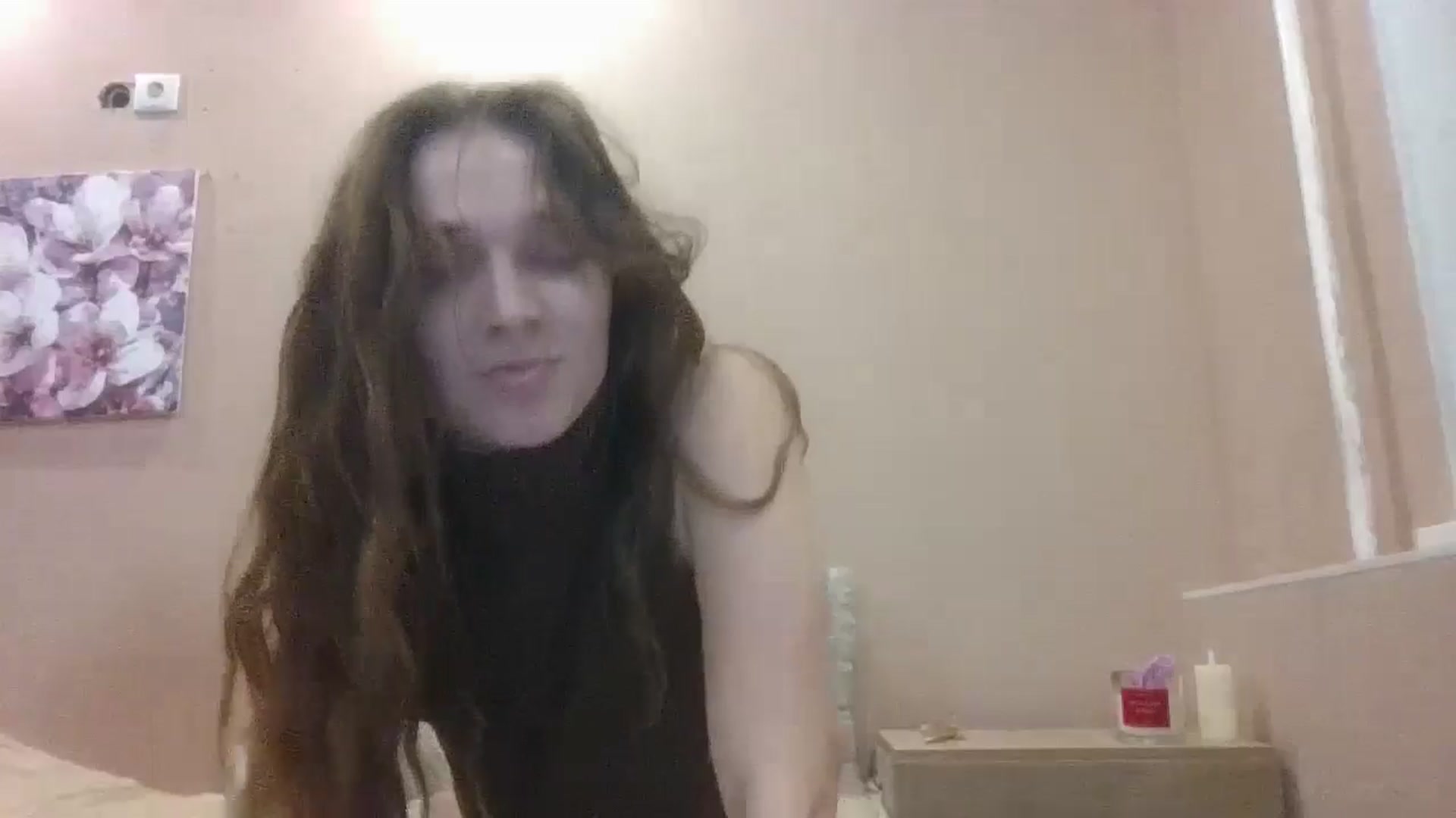 Gallery image thumbnail from HaleyReed's myfreecams stream on, 01/13/2025, 16:31 image 5 of 20