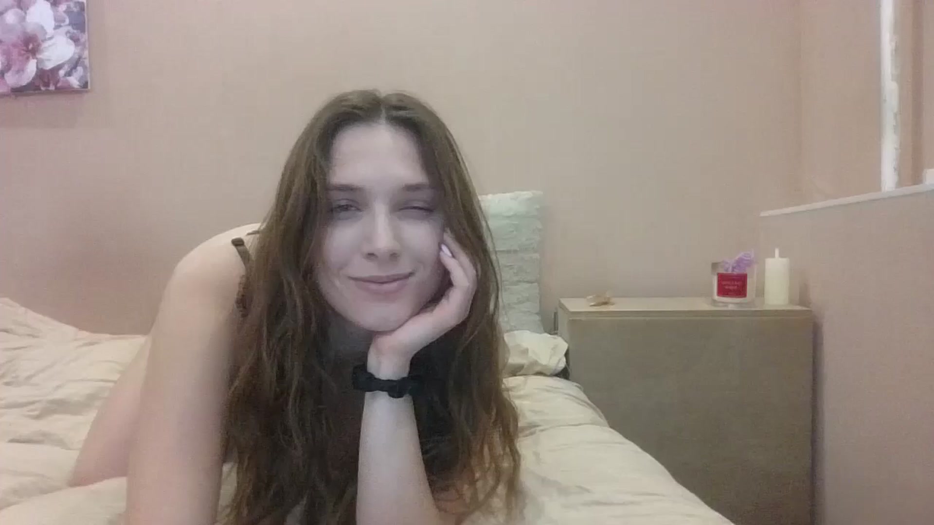 Gallery image thumbnail from HaleyReed's myfreecams stream on, 01/13/2025, 16:31 image 16 of 20