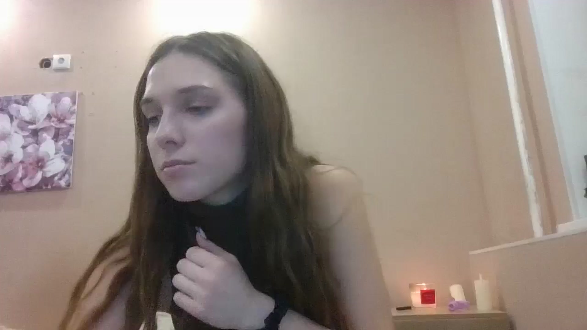 Gallery image thumbnail from HaleyReed's myfreecams stream on, 01/13/2025, 18:43 image 17 of 20