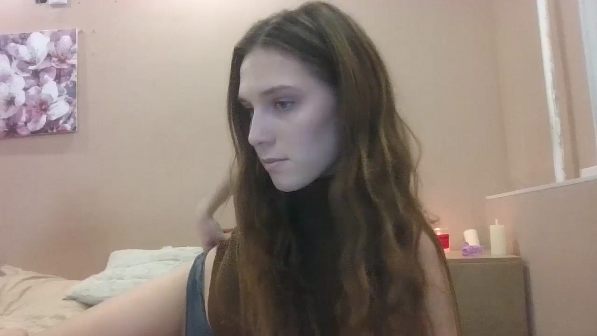 Gallery image thumbnail from HaleyReed's myfreecams stream on, 01/13/2025, 18:43 image 13 of 20