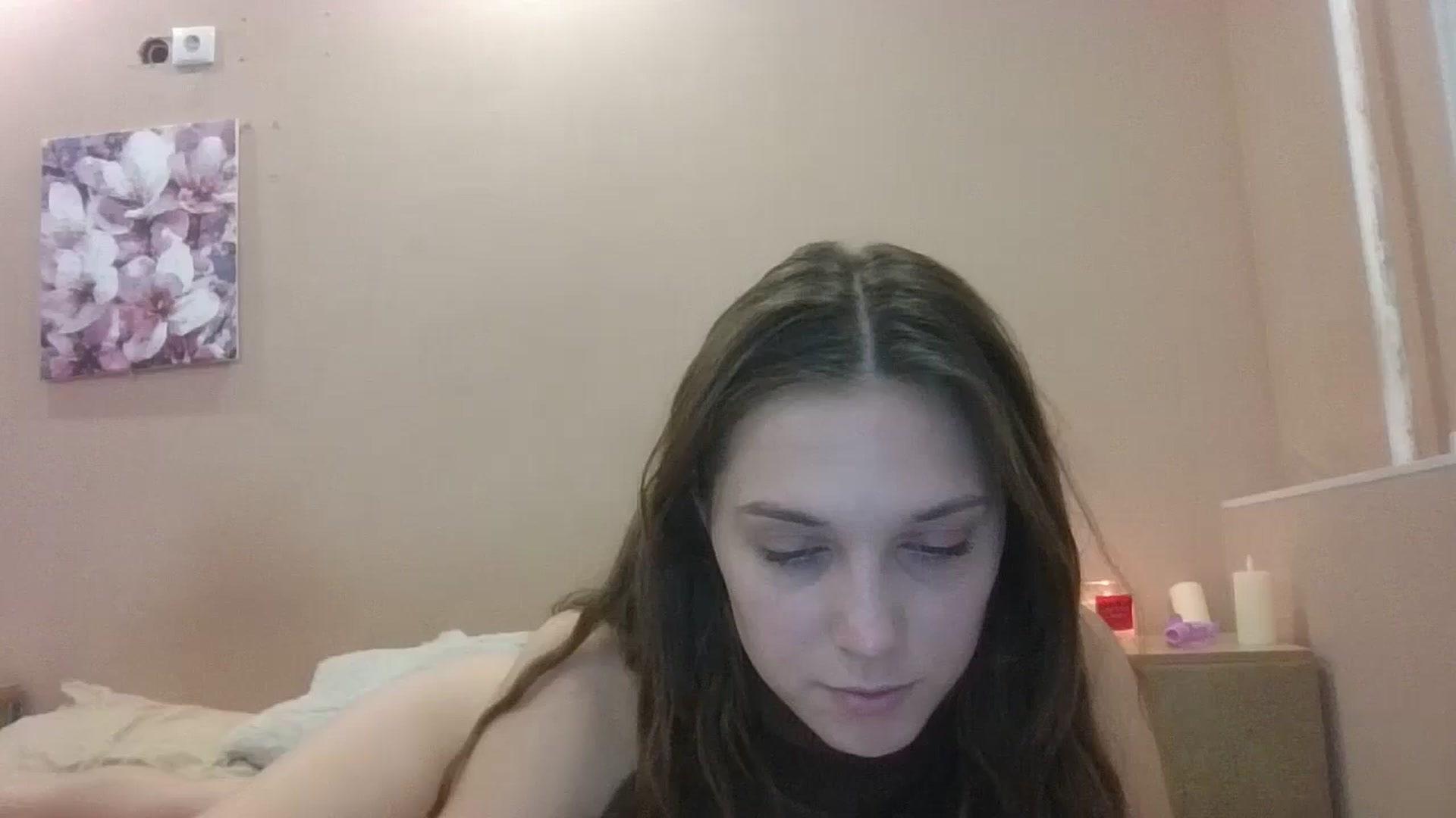 Gallery image thumbnail from HaleyReed's myfreecams stream on, 01/13/2025, 19:04 image 15 of 20