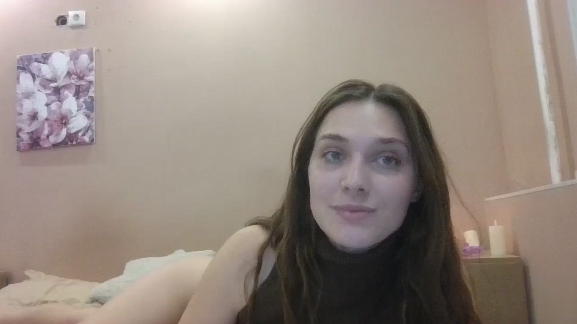 Gallery image thumbnail from HaleyReed's myfreecams stream on, 01/13/2025, 19:04 image 16 of 20