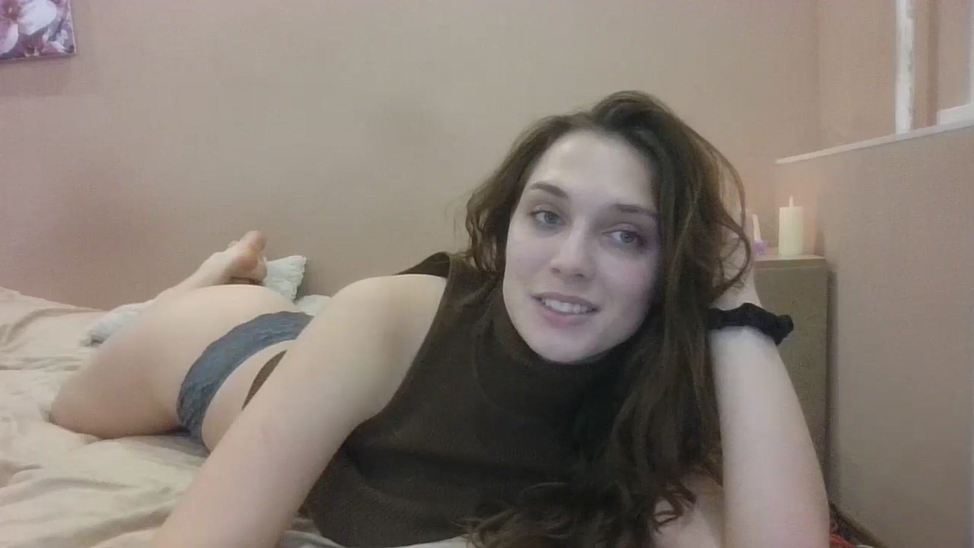 Gallery image thumbnail from HaleyReed's myfreecams stream on, 01/13/2025, 19:23 image 13 of 20