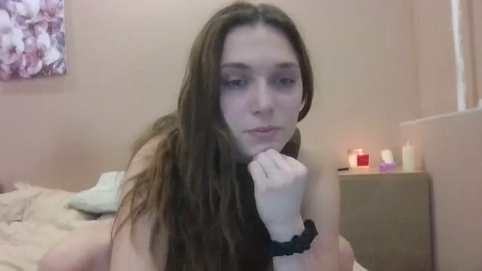 Gallery image thumbnail from HaleyReed's myfreecams stream on, 01/13/2025, 19:23 image 2 of 20
