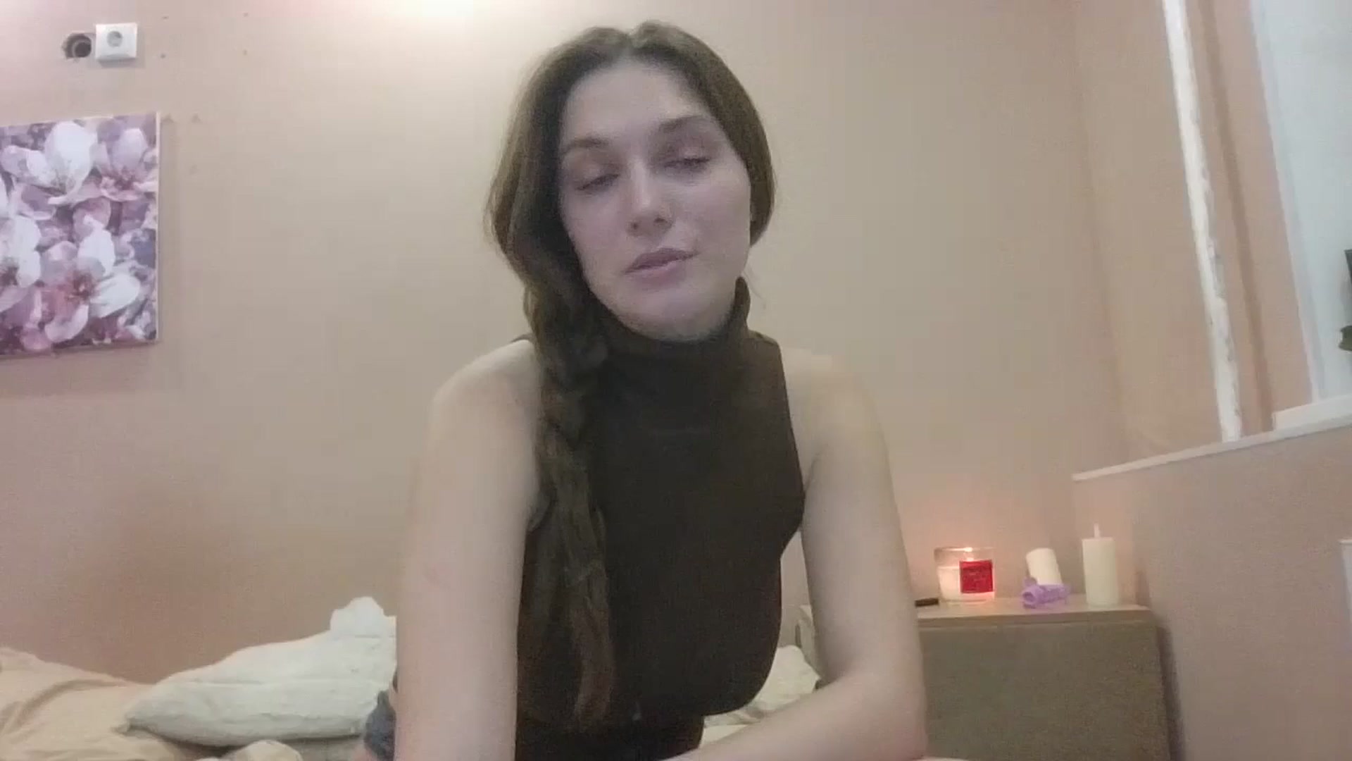 Gallery image thumbnail from HaleyReed's myfreecams stream on, 01/13/2025, 19:23 image 20 of 20