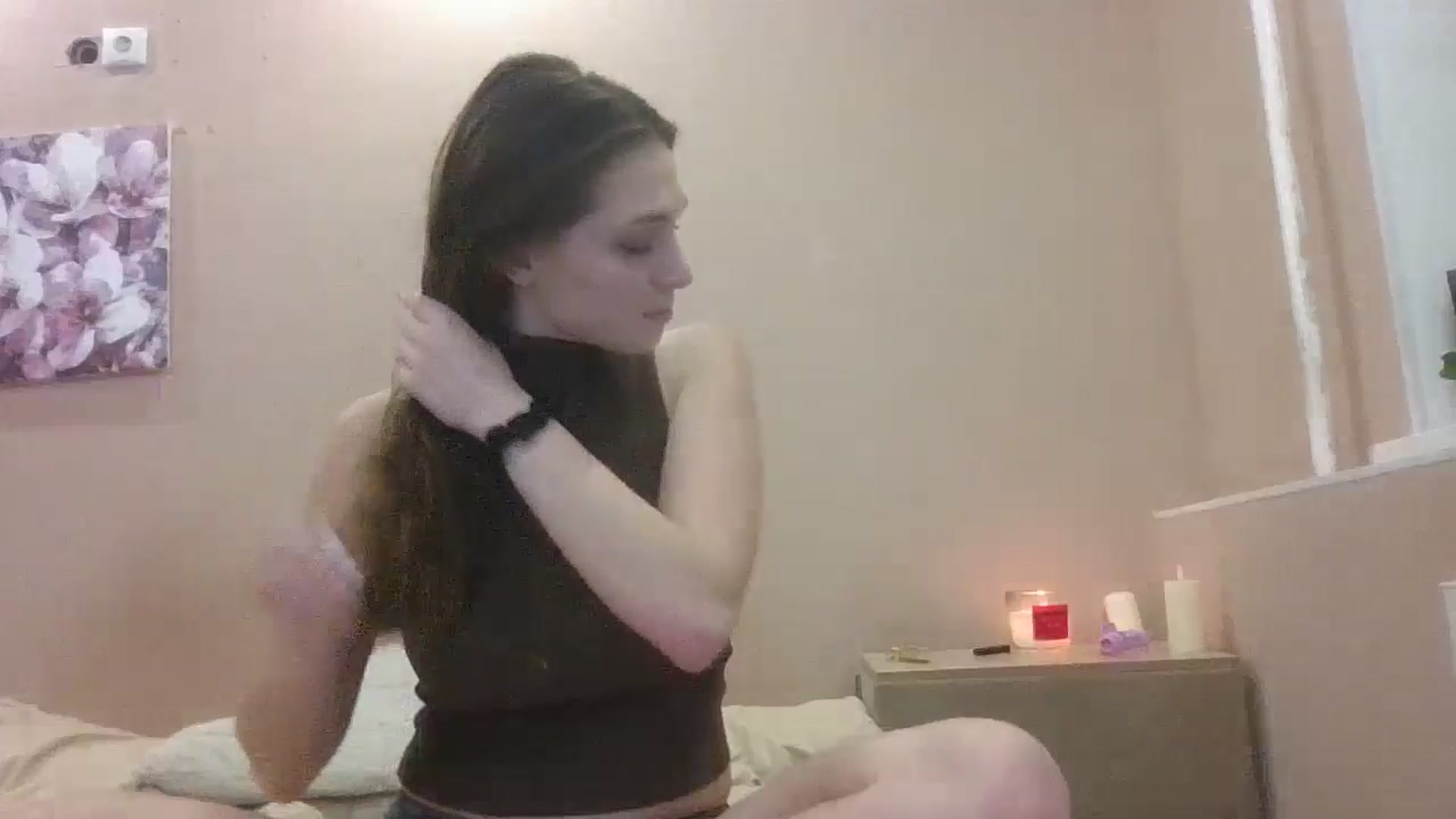 Gallery image thumbnail from HaleyReed's myfreecams stream on, 01/13/2025, 19:23 image 16 of 20