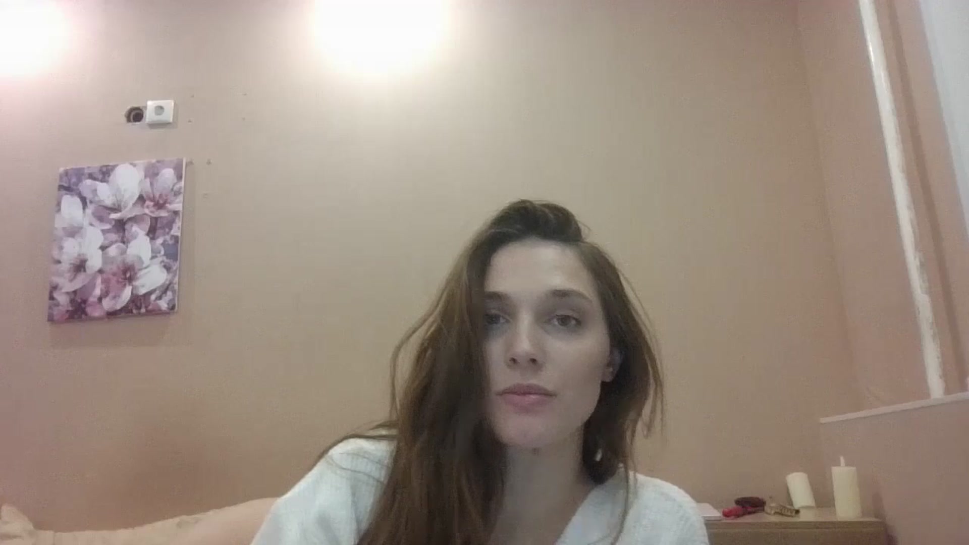 Gallery image thumbnail from HaleyReed's myfreecams stream on, 01/15/2025, 14:38 image 19 of 20