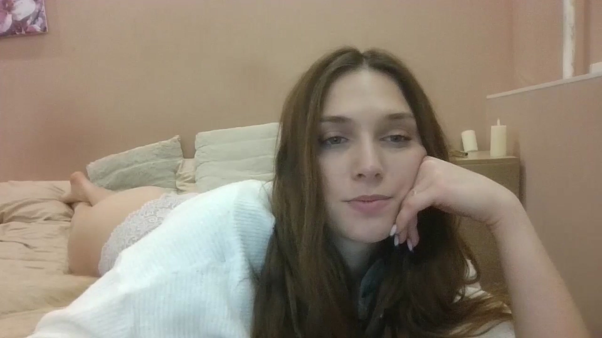 Gallery image thumbnail from HaleyReed's myfreecams stream on, 01/15/2025, 15:29 image 6 of 20